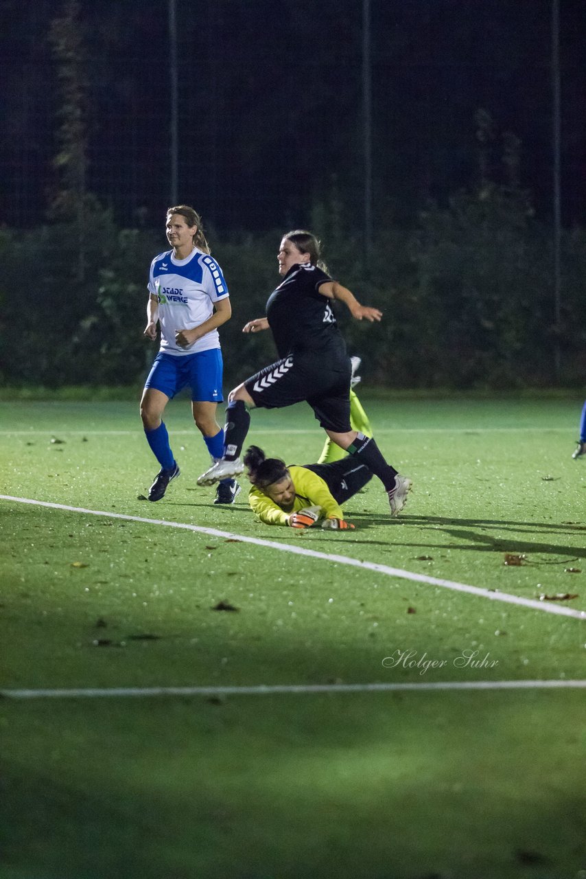 Bild 114 - Frauen Bramstedter TS - SV Henstedt Ulzburg3 : Ergebnis: 0:8